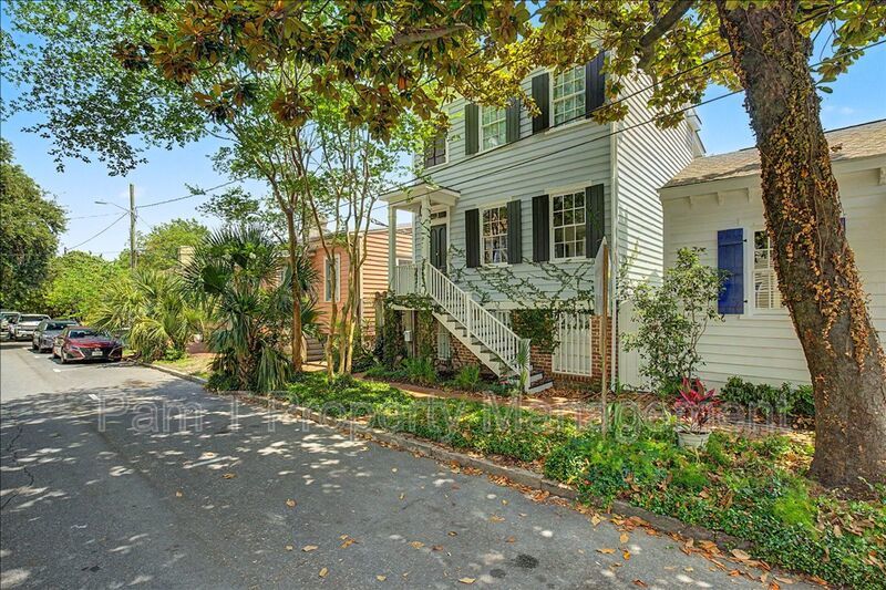 1 bedroom in the heart of downtown property image
