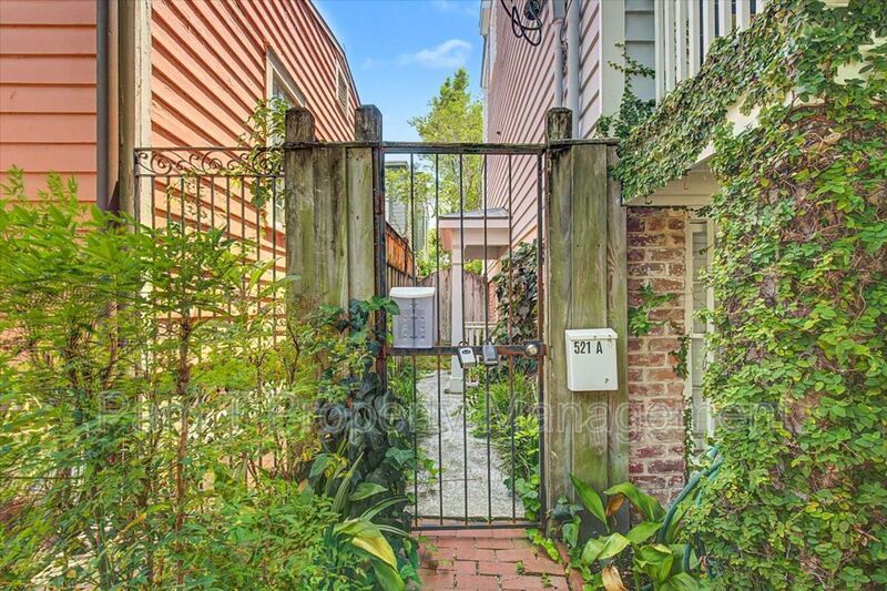 1 bedroom in the heart of downtown property image