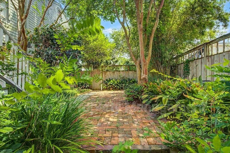 1 bedroom in the heart of downtown property image