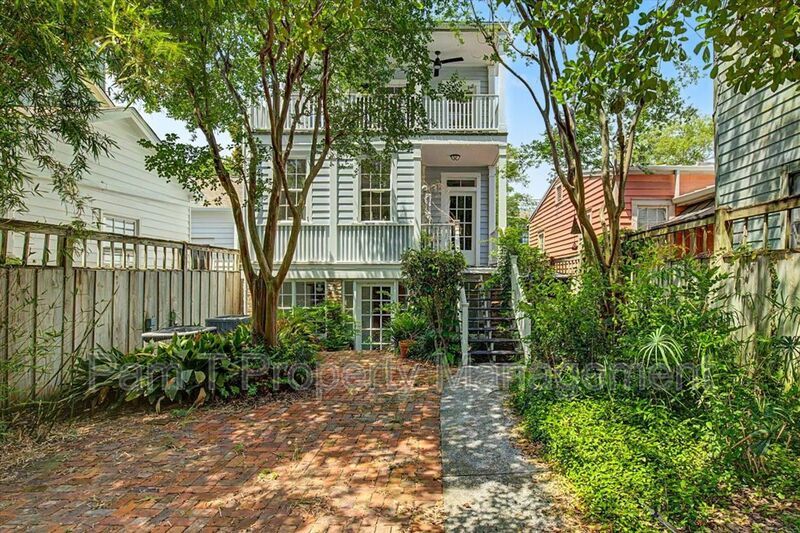 1 bedroom in the heart of downtown property image
