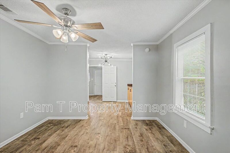 2 bedroom minutes from SCAD property image