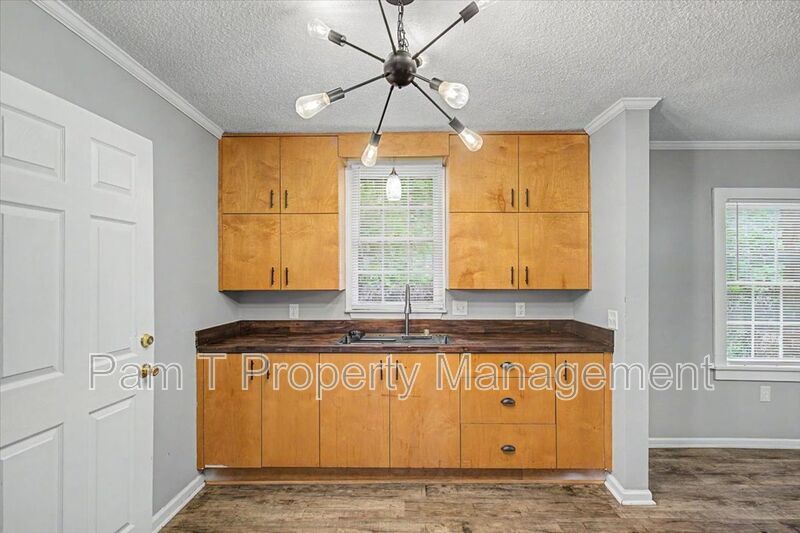 2 bedroom minutes from SCAD property image