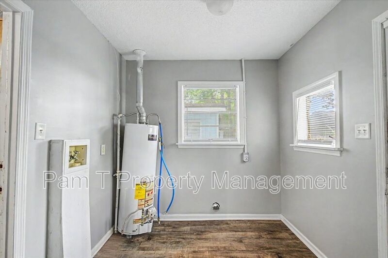 2 bedroom minutes from SCAD property image