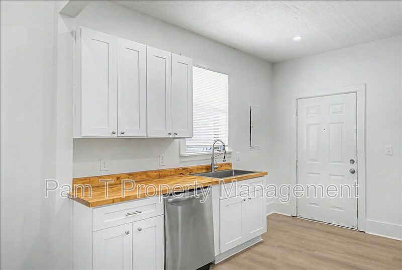 Downtown 2 bedroom apartment property image