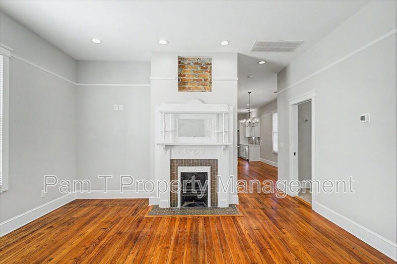 Beautiful 2 bedroom in Victorian District property image