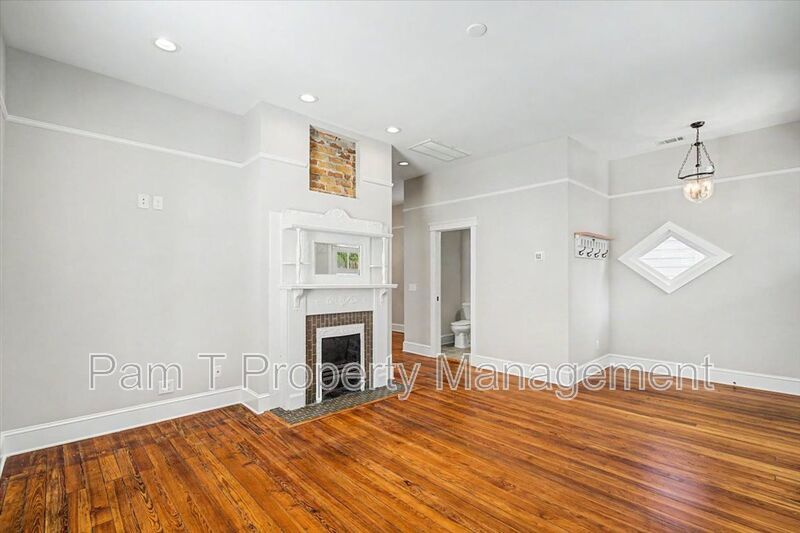 Beautiful 2 bedroom in Victorian District property image
