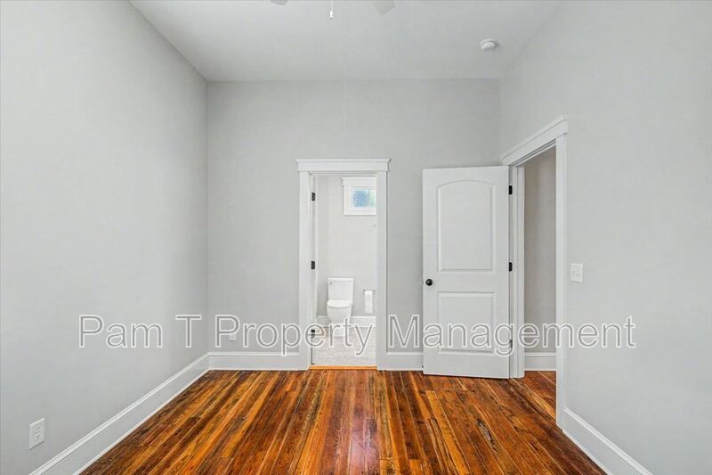 Beautiful 2 bedroom in Victorian District property image