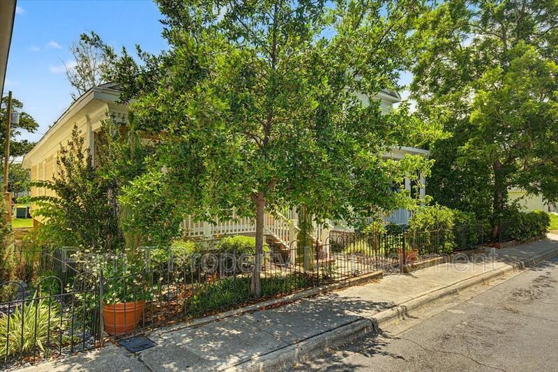Beautiful 2 bedroom in Victorian District property image