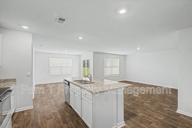 Brand new 3 bedroom home in Bloomingdale property image