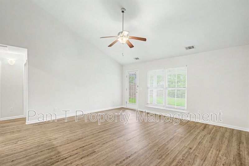 Beautiful 3 bedroom house property image