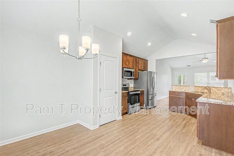 Beautiful 3 bedroom house property image