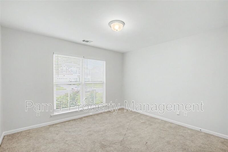 Beautiful 3 bedroom house property image
