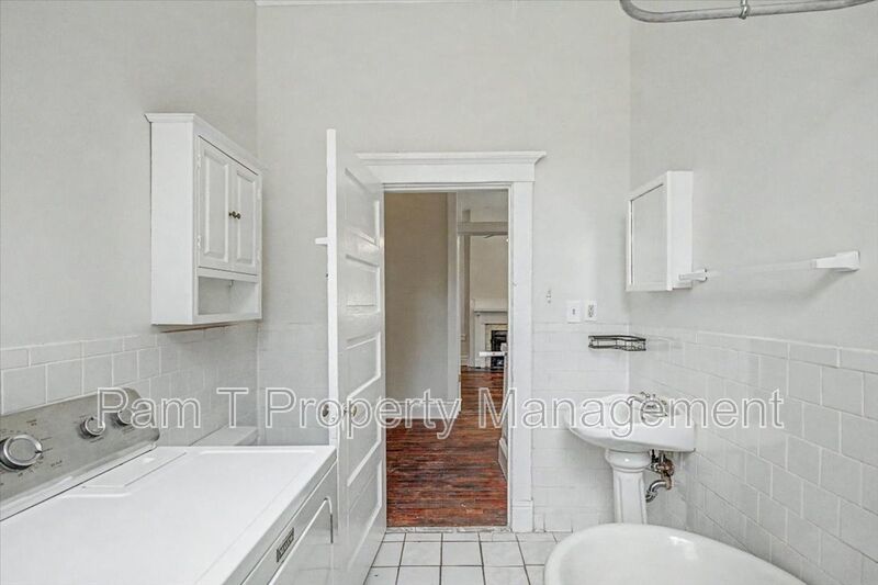 Downtown 2 bedroom property image