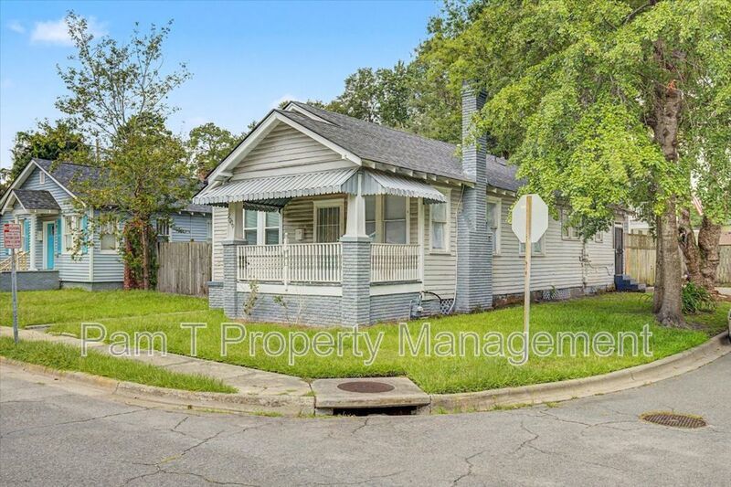 Downtown 3 bedroom Bungalow property image