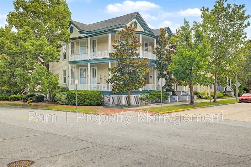 2 bedroom in the heart is downtown property image