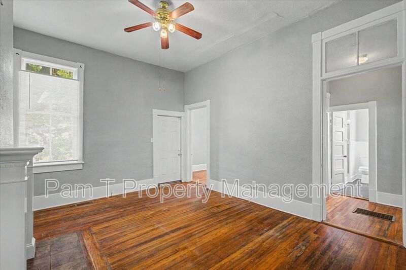 2 bedroom in the heart is downtown property image