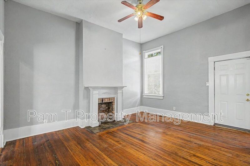 2 bedroom in the heart is downtown property image