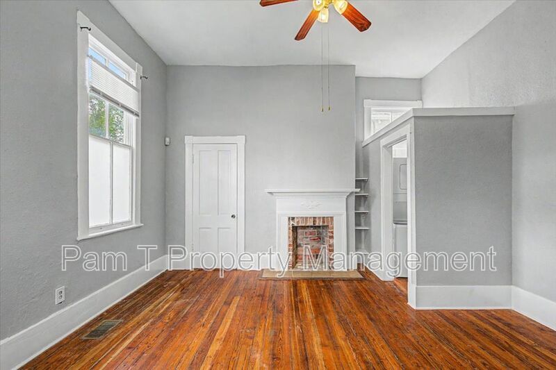 2 bedroom in the heart is downtown property image