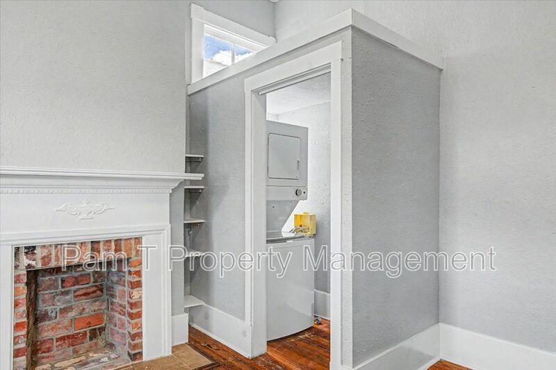 2 bedroom in the heart is downtown property image