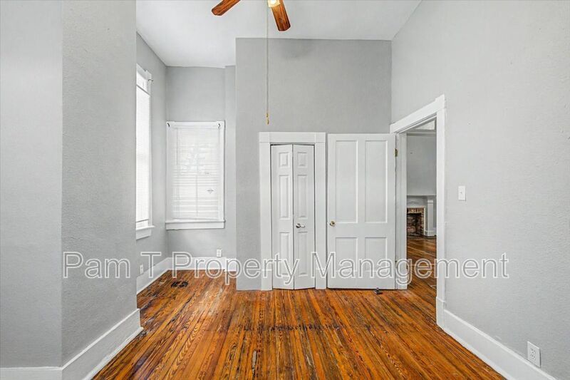 2 bedroom in the heart is downtown property image