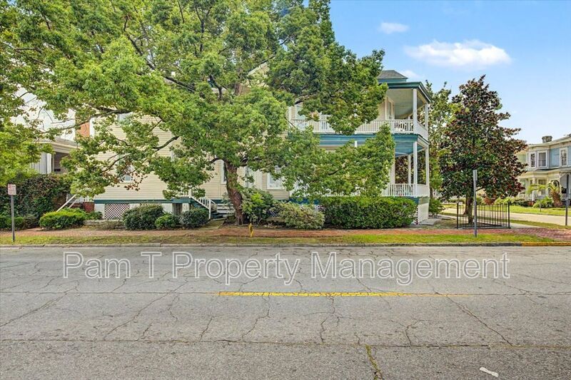 2 bedroom in the heart is downtown property image
