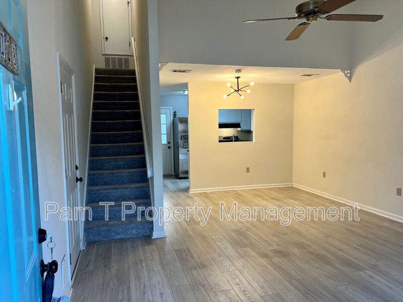 Sandfly 2 bedroom townhome property image