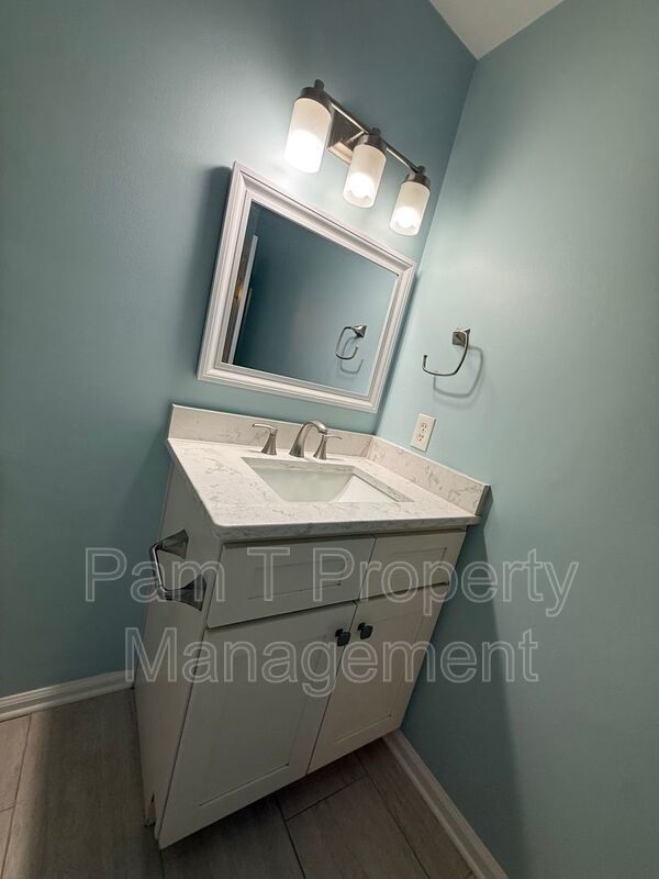 4 bedroom midtown home property image