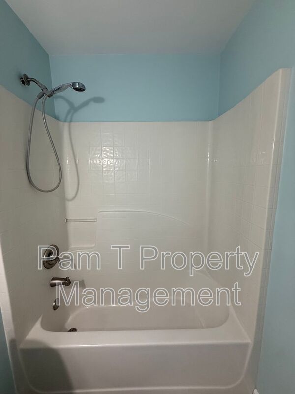 4 bedroom midtown home property image
