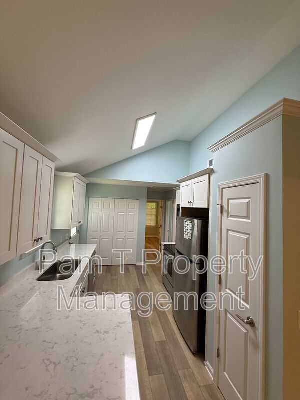 4 bedroom midtown home property image