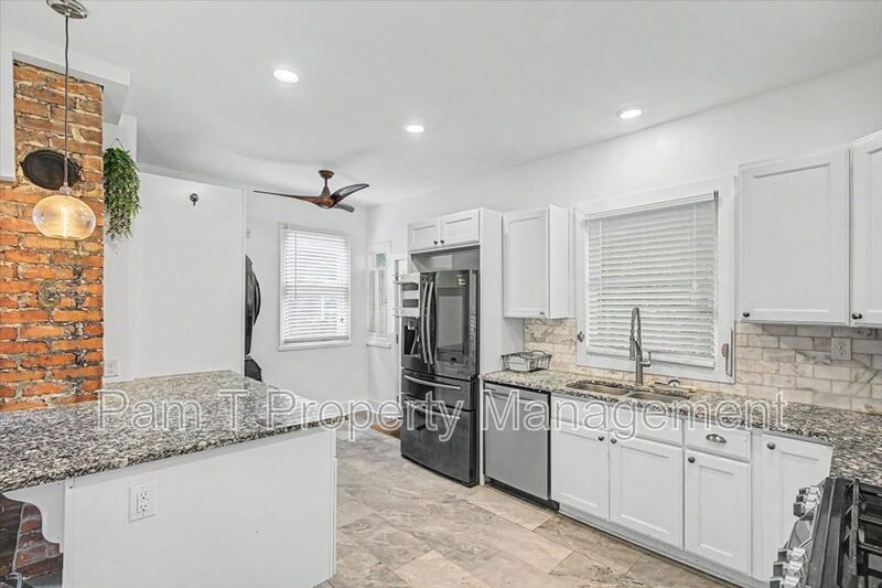 3 bedroom house perfect for SCAD students property image