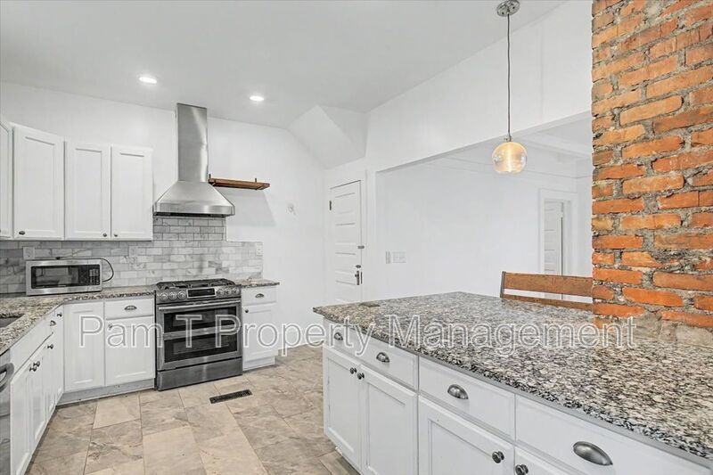 3 bedroom house perfect for SCAD students property image