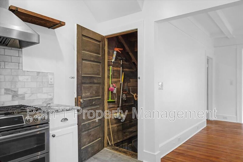 3 bedroom house perfect for SCAD students property image
