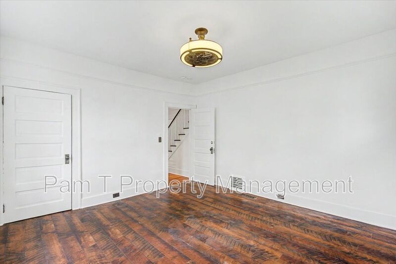 3 bedroom house perfect for SCAD students property image