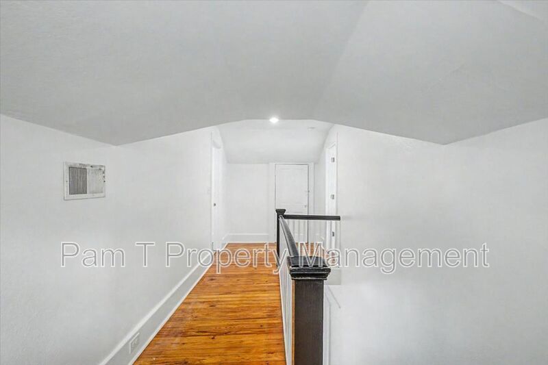 3 bedroom house perfect for SCAD students property image