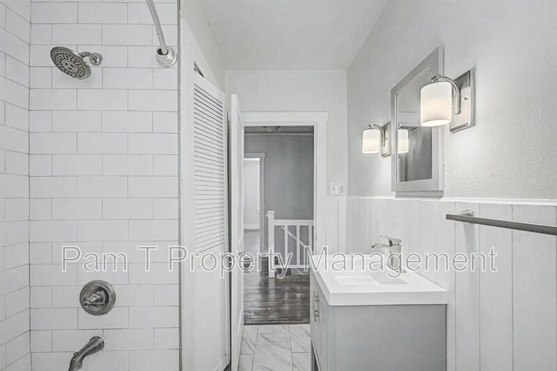 Close to downtown Apartment property image