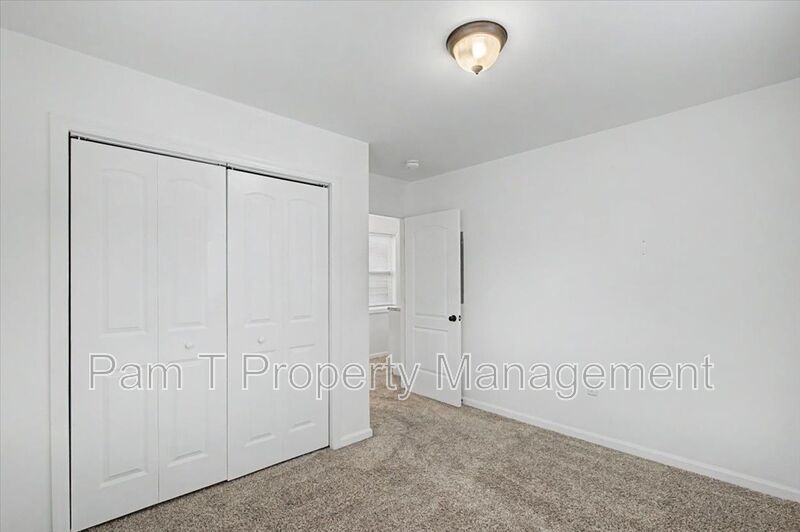 2 bedroom minutes from SCAD property image