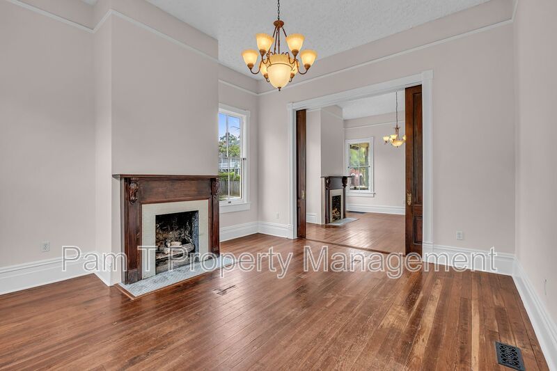 Stunning 3 Bedroom House property image