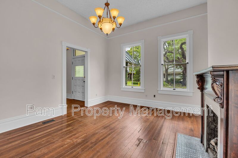 Stunning 3 Bedroom House property image
