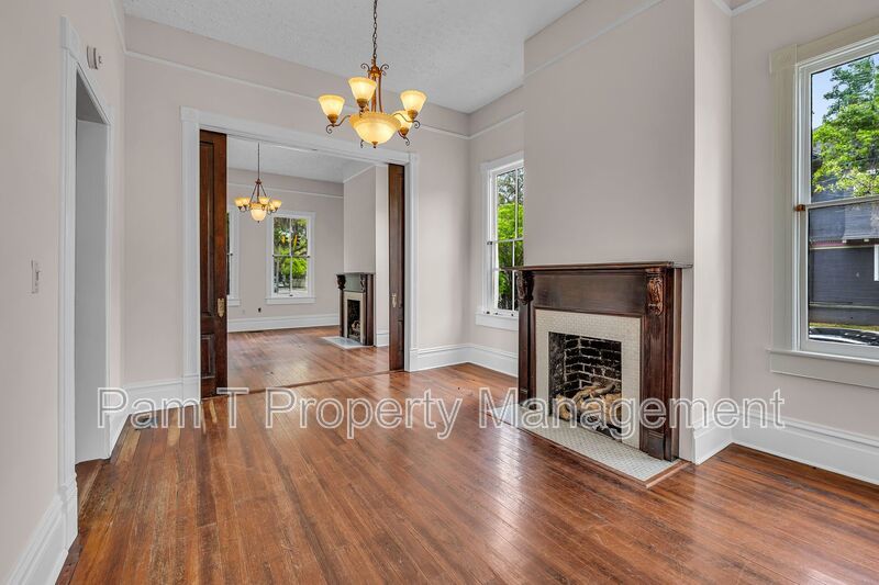 Stunning 3 Bedroom House property image