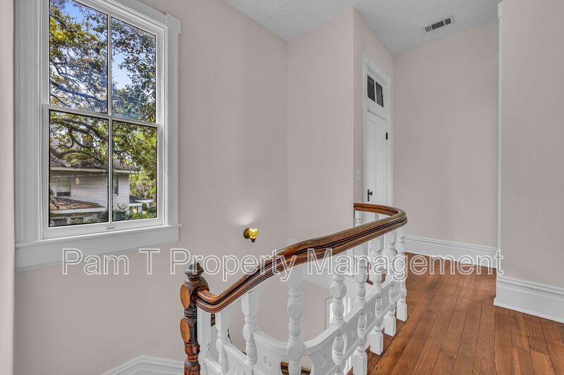 Stunning 3 Bedroom House property image