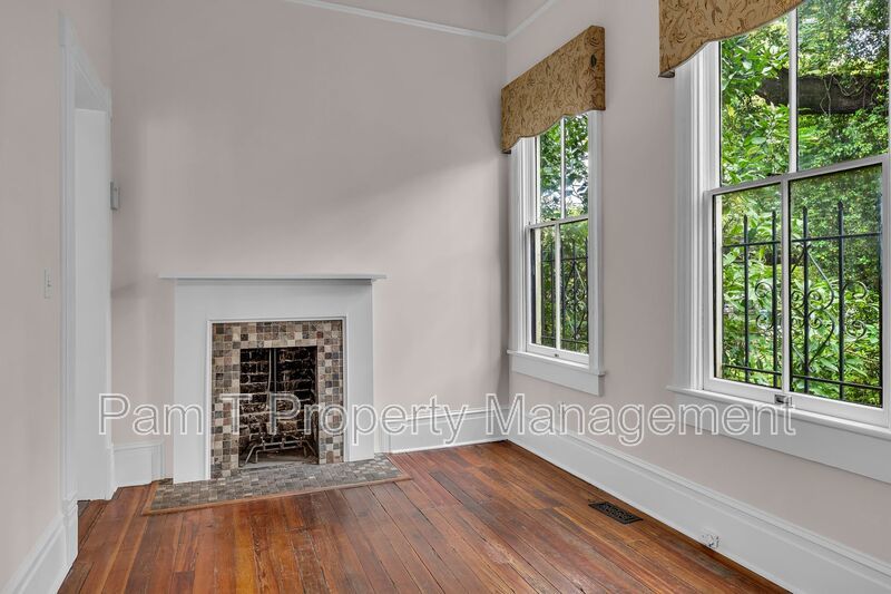 Stunning 3 Bedroom House property image