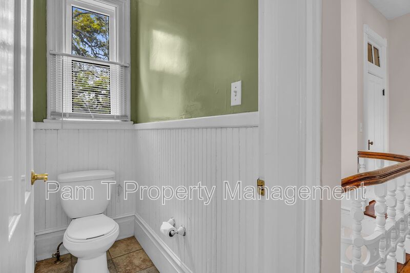Stunning 3 Bedroom House property image