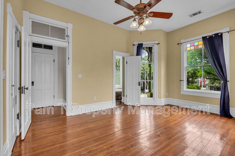 Stunning 3 Bedroom House property image