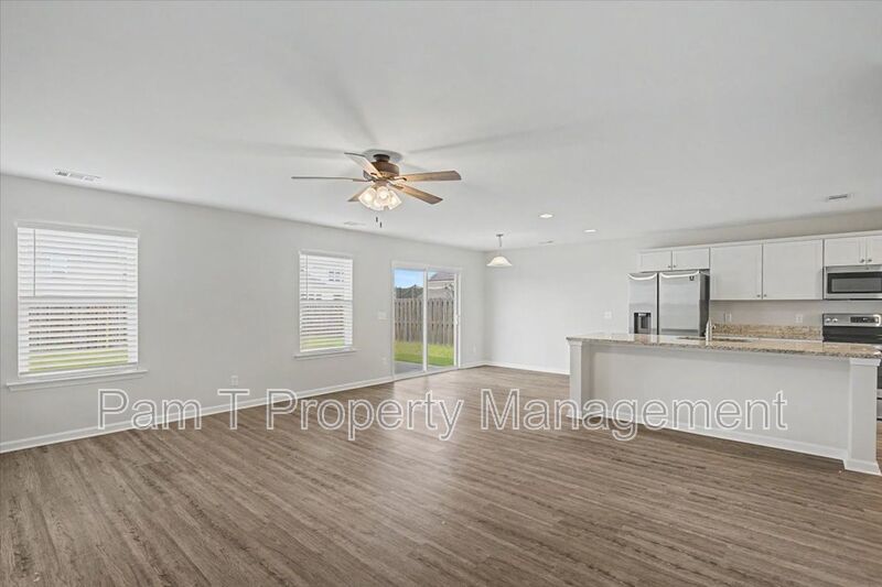 5 Bedroom House in Pooler property image