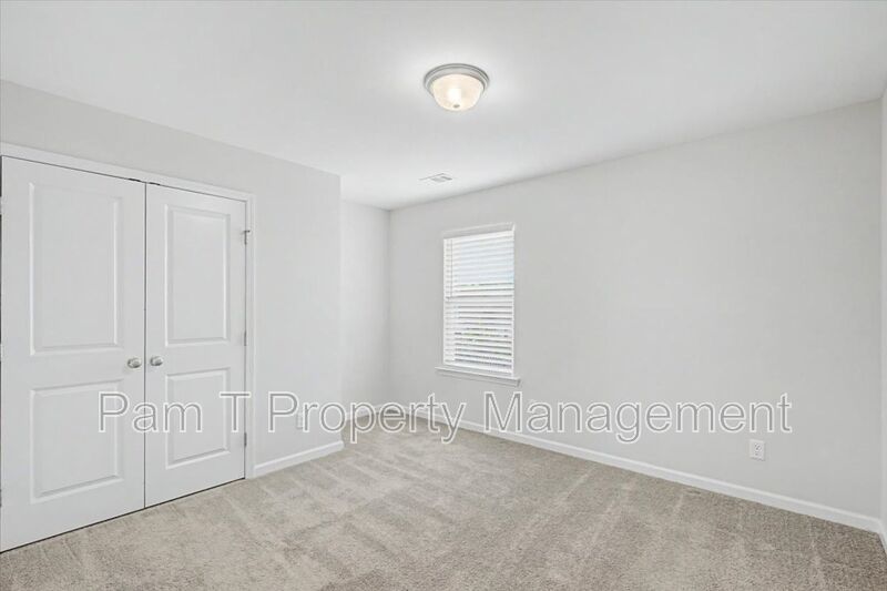 5 Bedroom House in Pooler property image