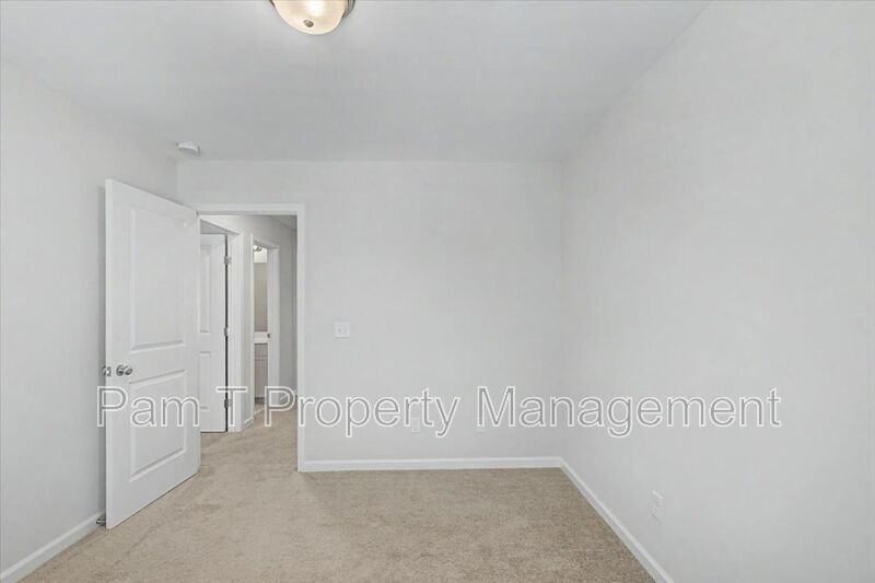 5 Bedroom House in Pooler property image