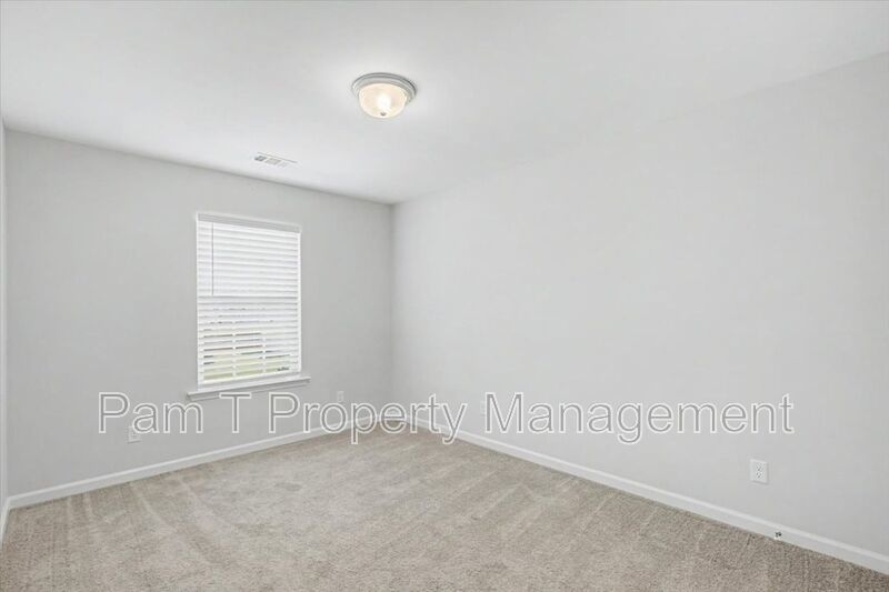 5 Bedroom House in Pooler property image