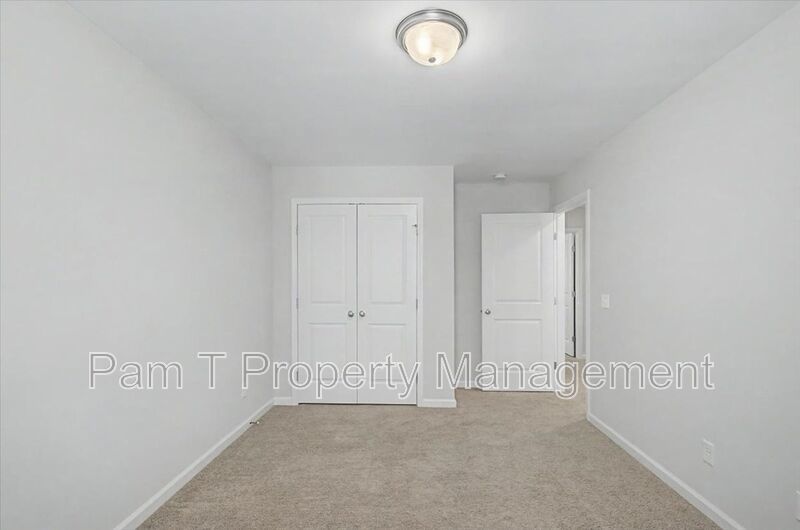 5 Bedroom House in Pooler property image