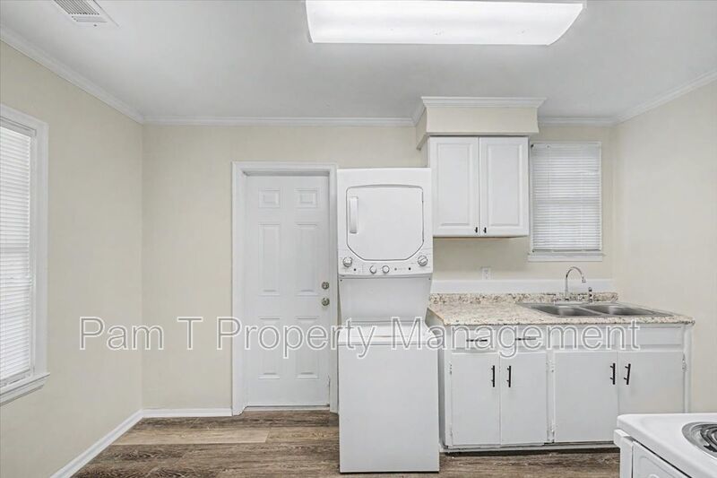 2 bedroom Duplex property image