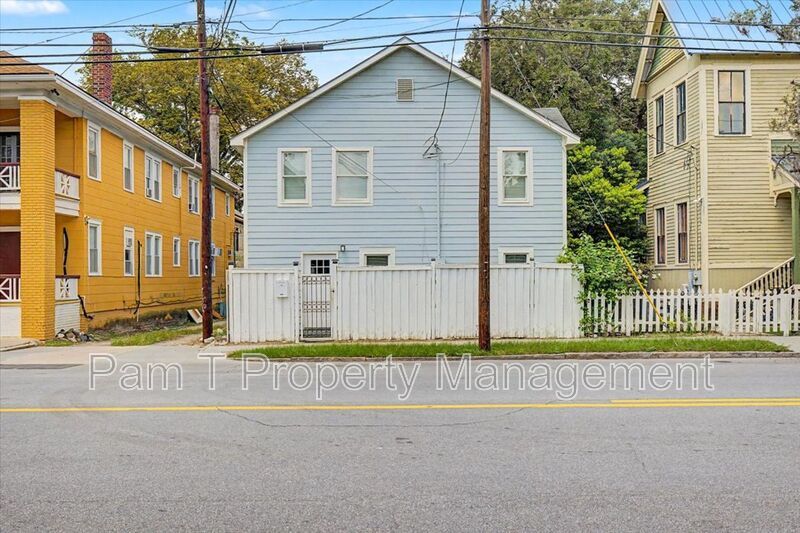 3 bedroom Carriage House in Desirable Location! Free month rent with 12 month lease property image